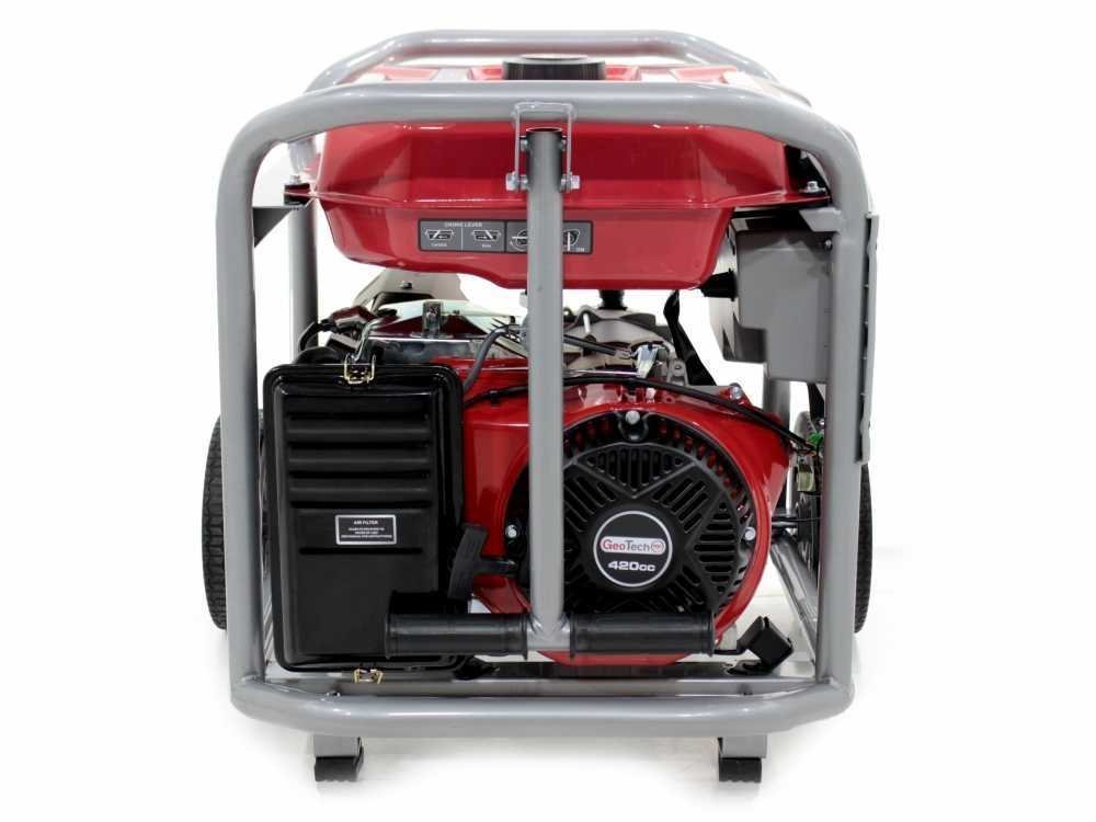 geotech-pro-ggp-6500-3-generador-de-corriente-con-ruedas-y-avr-5-4-kw-continua-5-kw-trifsica-generador-elctrico-geotech-ggp-6500-3-11934_0_1512993792_IMG_4585.jpg